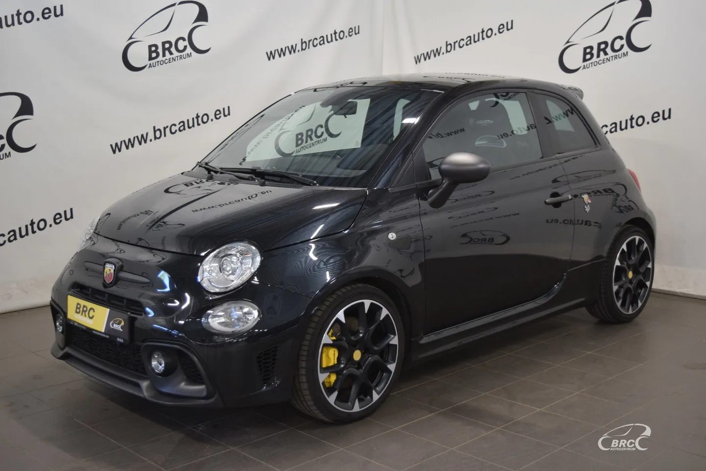 Fiat 500 Abarth, 2020. gads
