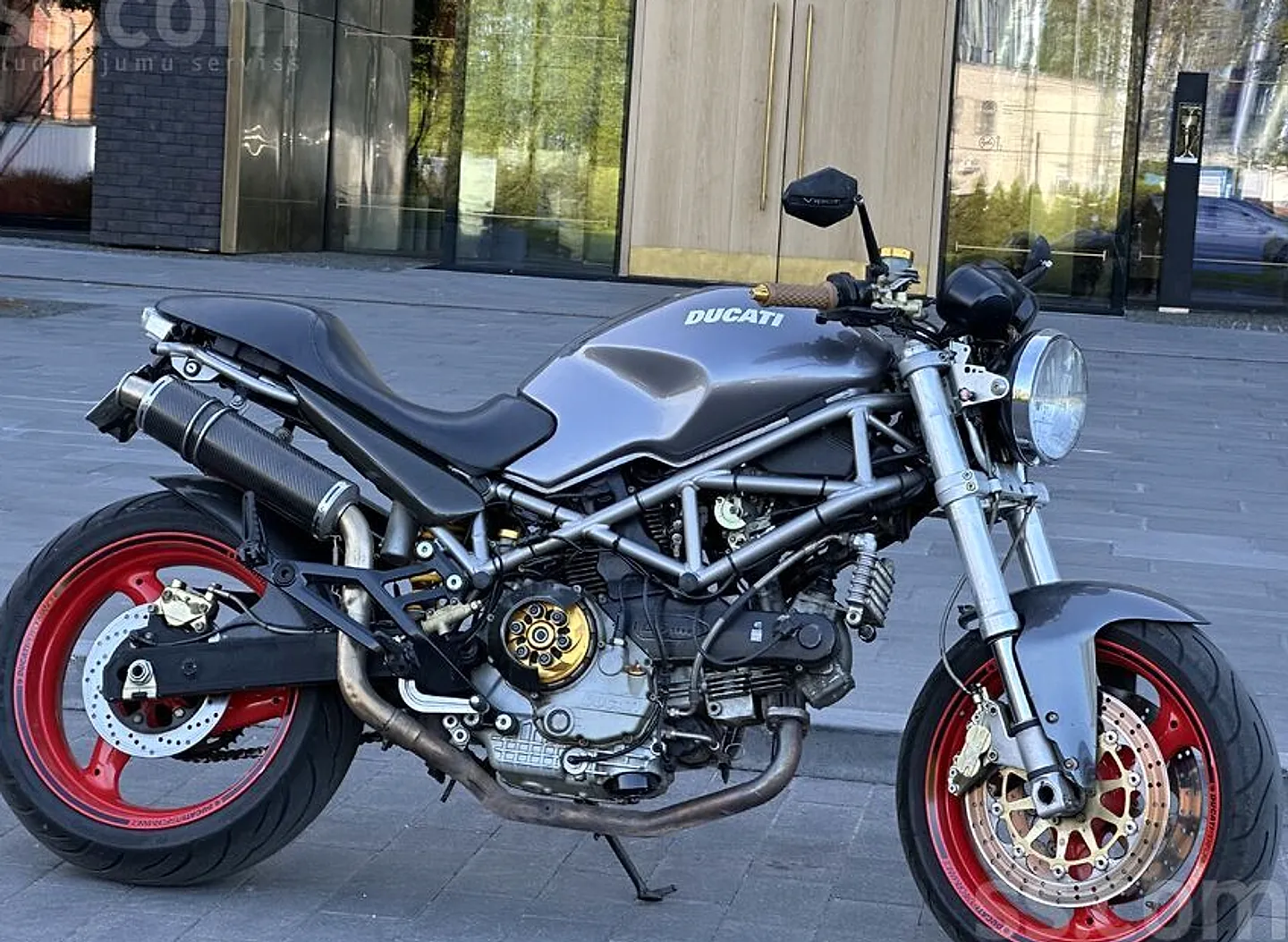 Ducati Monster 1000ds, 2003. gads