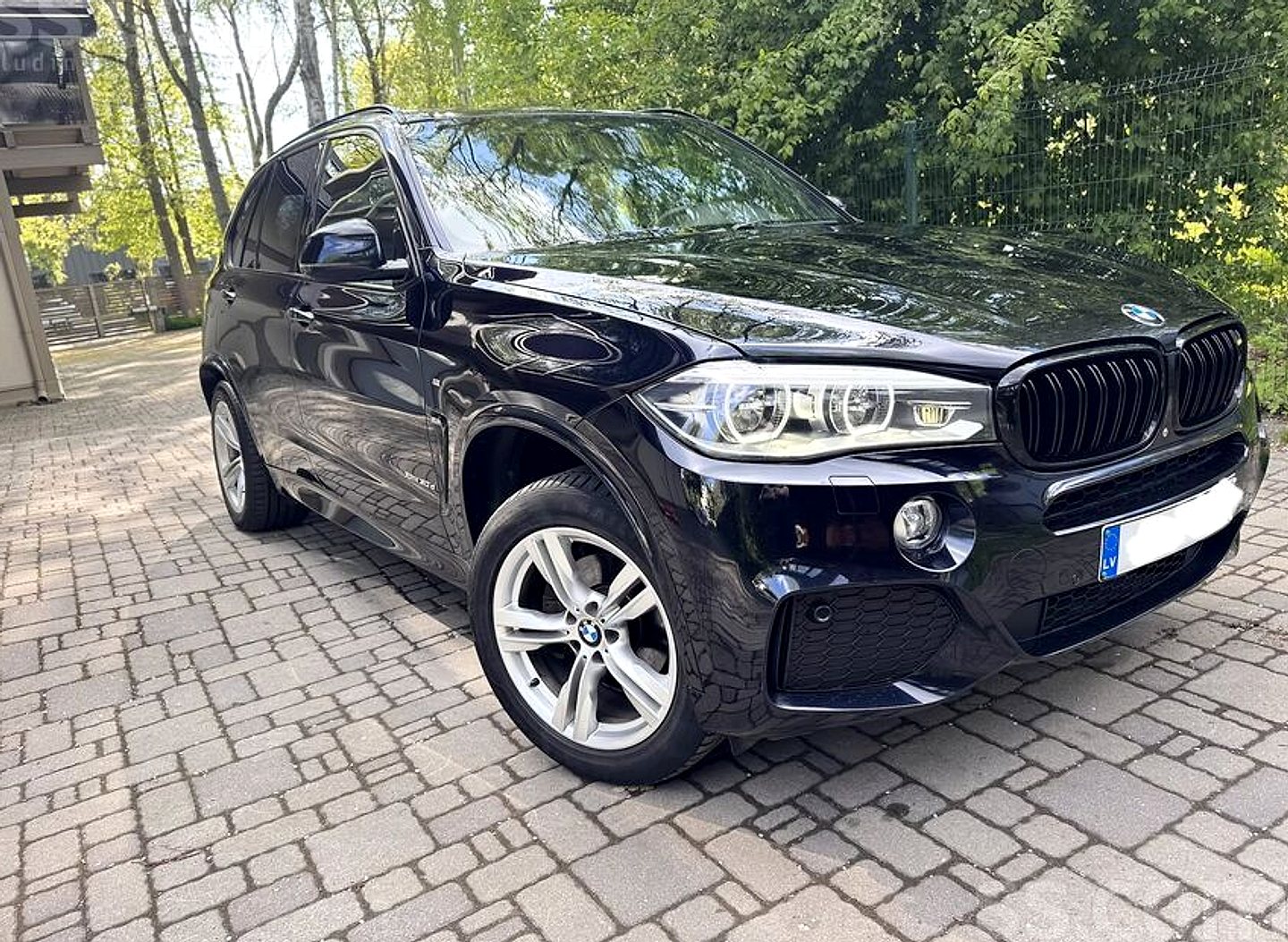 BMW X5 — foto 2
