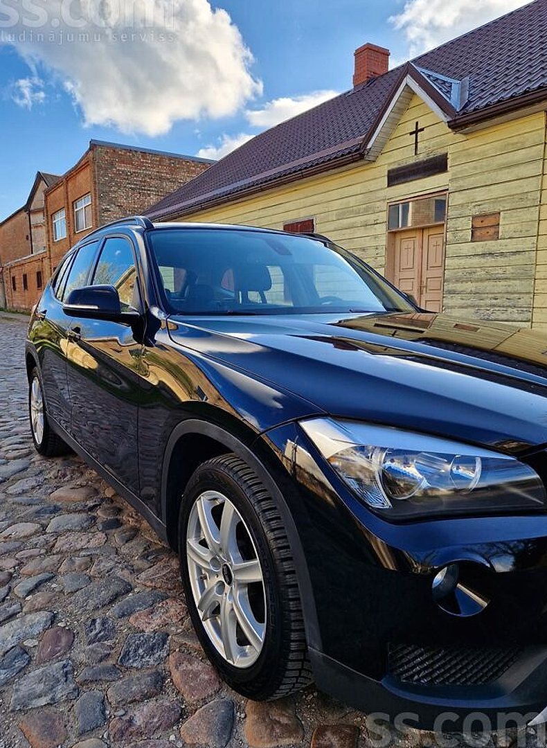 BMW X1 — foto 5
