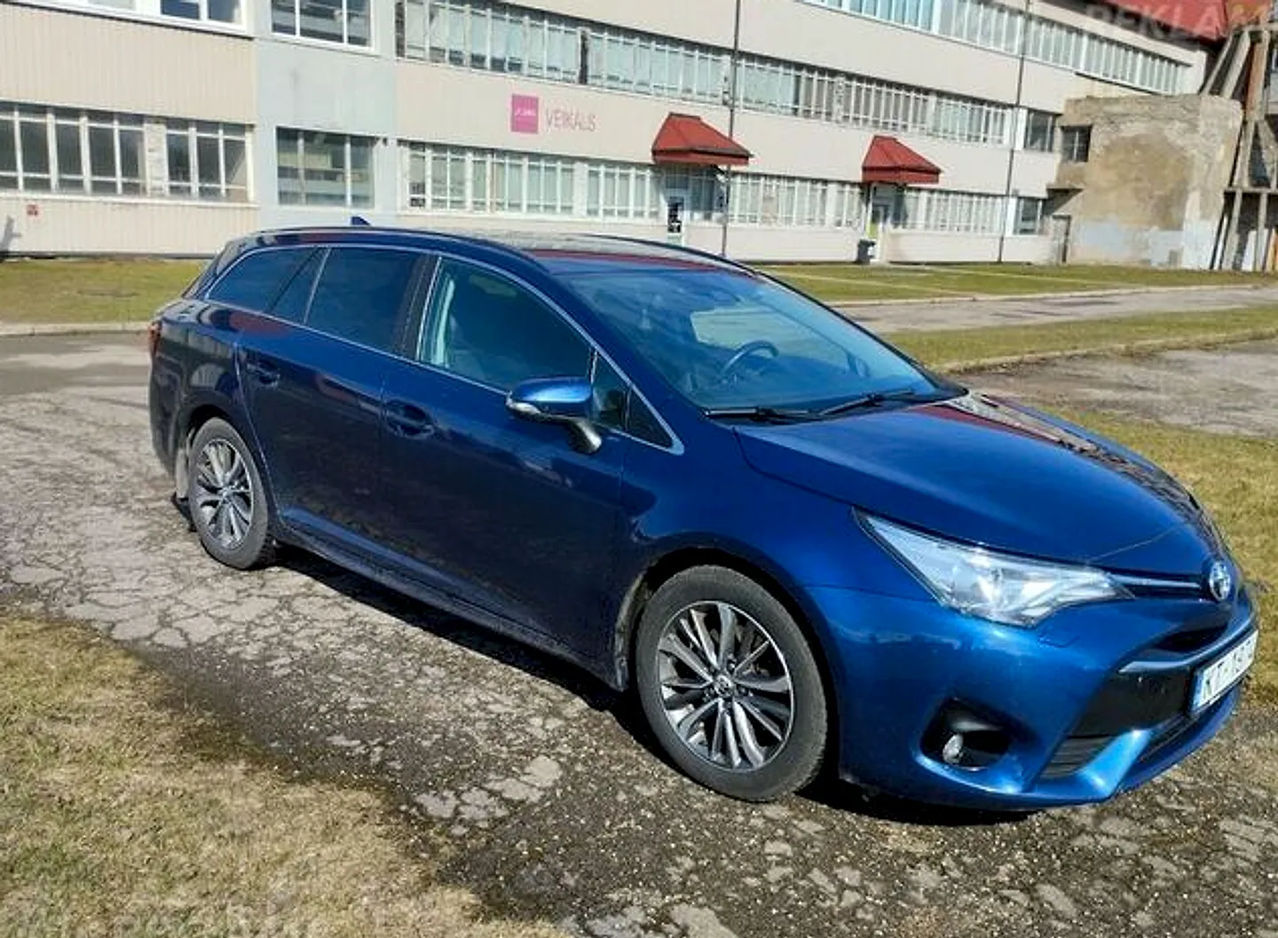 Toyota Avensis, 2016. gads