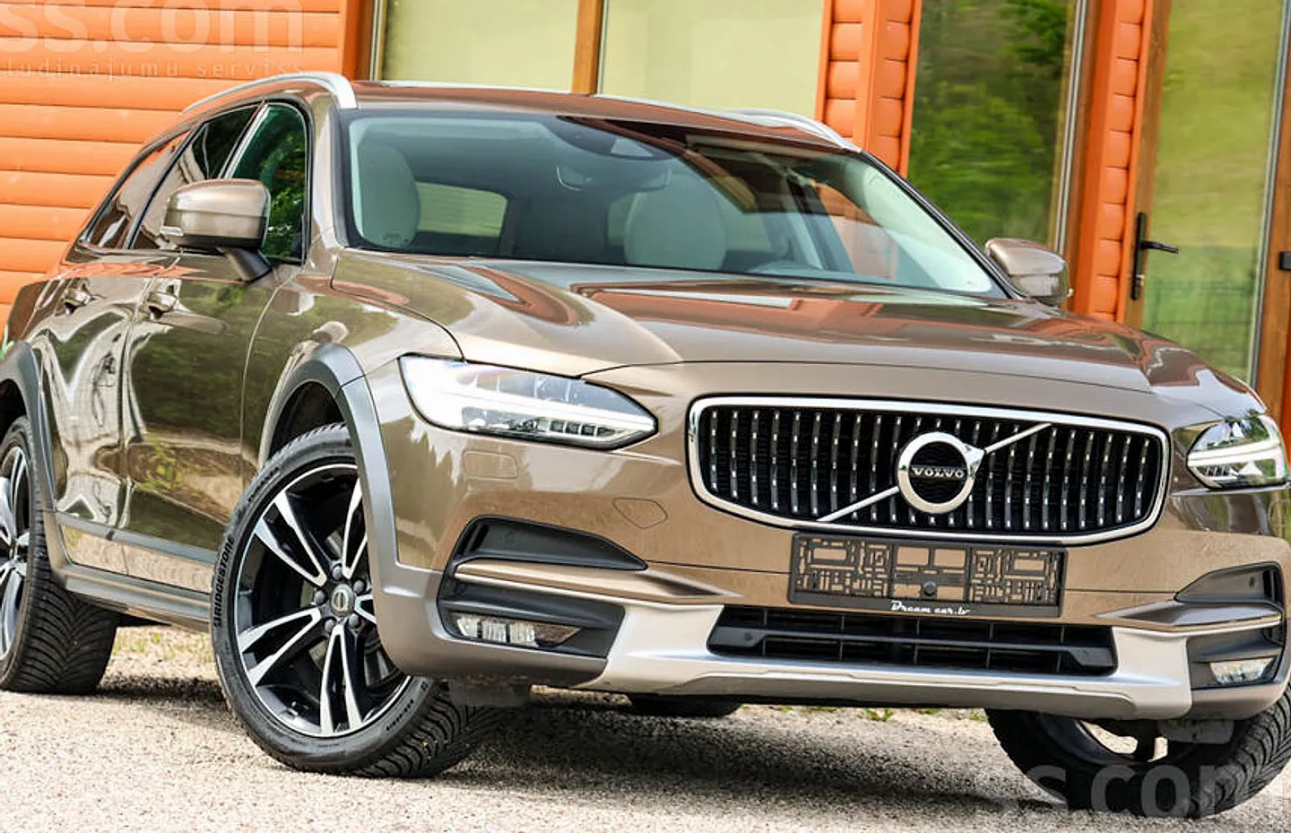 Volvo V90, 2018. gads