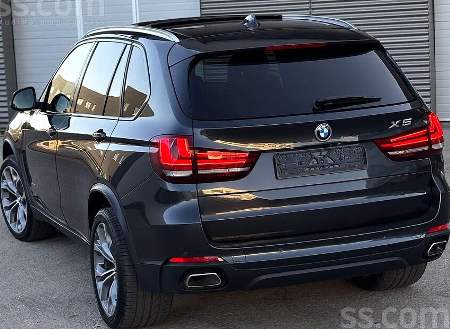 BMW X5 — foto 2