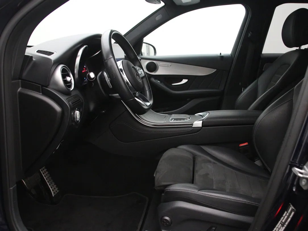 MERCEDES BENZ Glc200 — foto 5