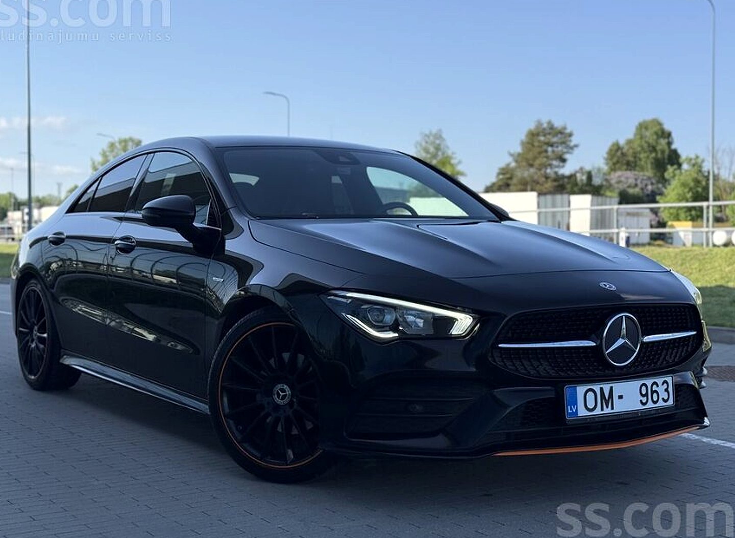 Mercedes-Benz CLA180 — foto 3
