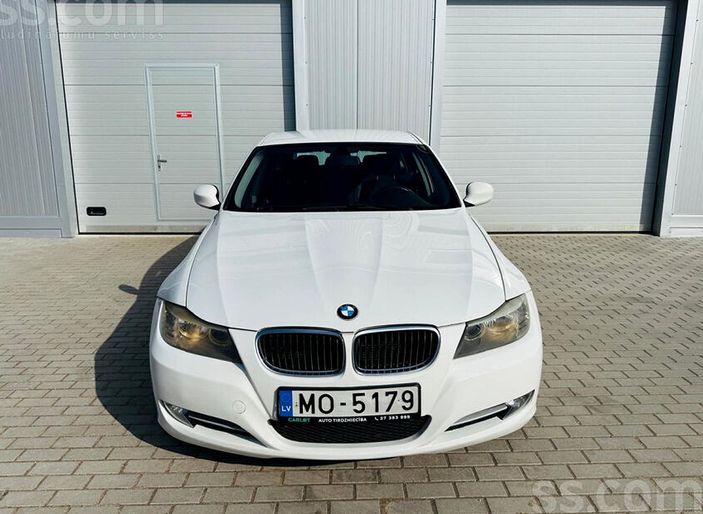 BMW 320 — foto 2