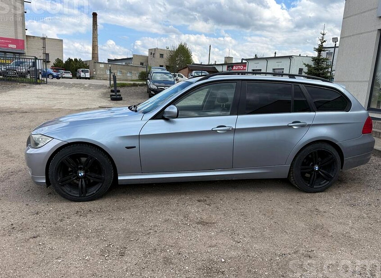 BMW 318 — foto 3