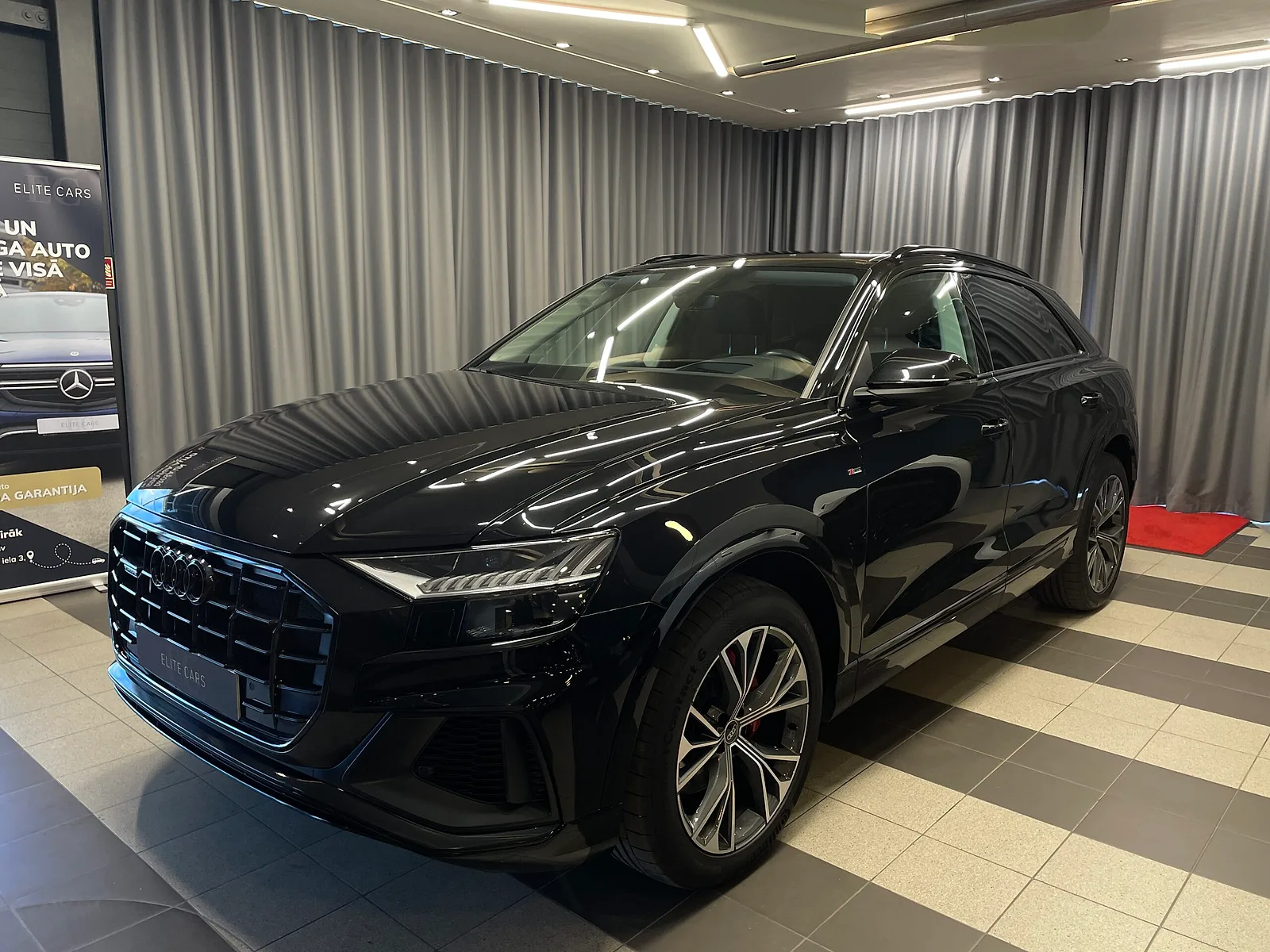 Audi Q8, 2023. gads