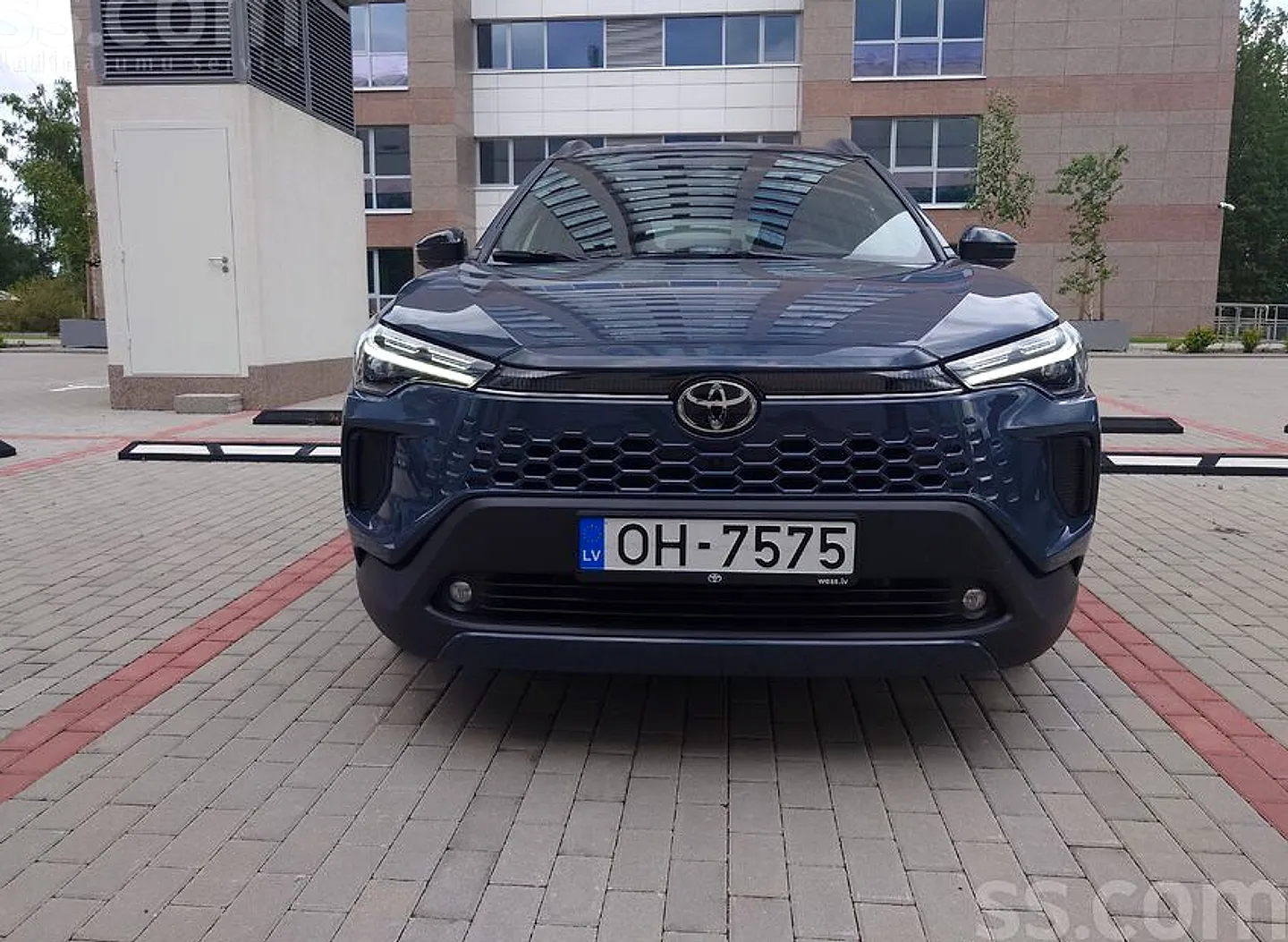 Toyota Corolla Cross, 2025. gads