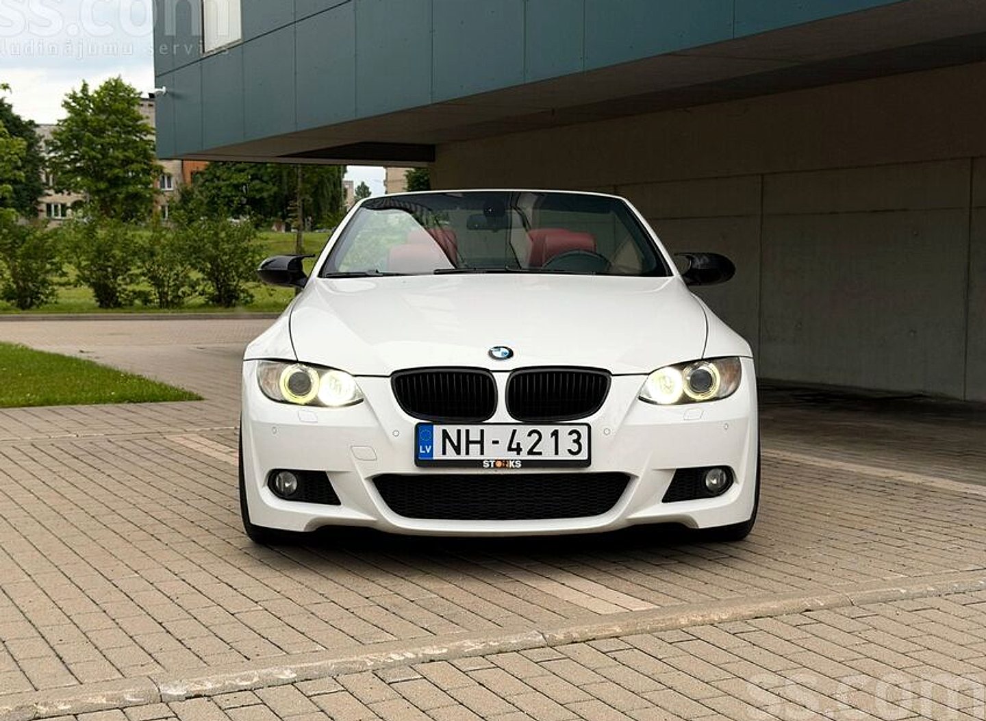 BMW 330 — foto 2