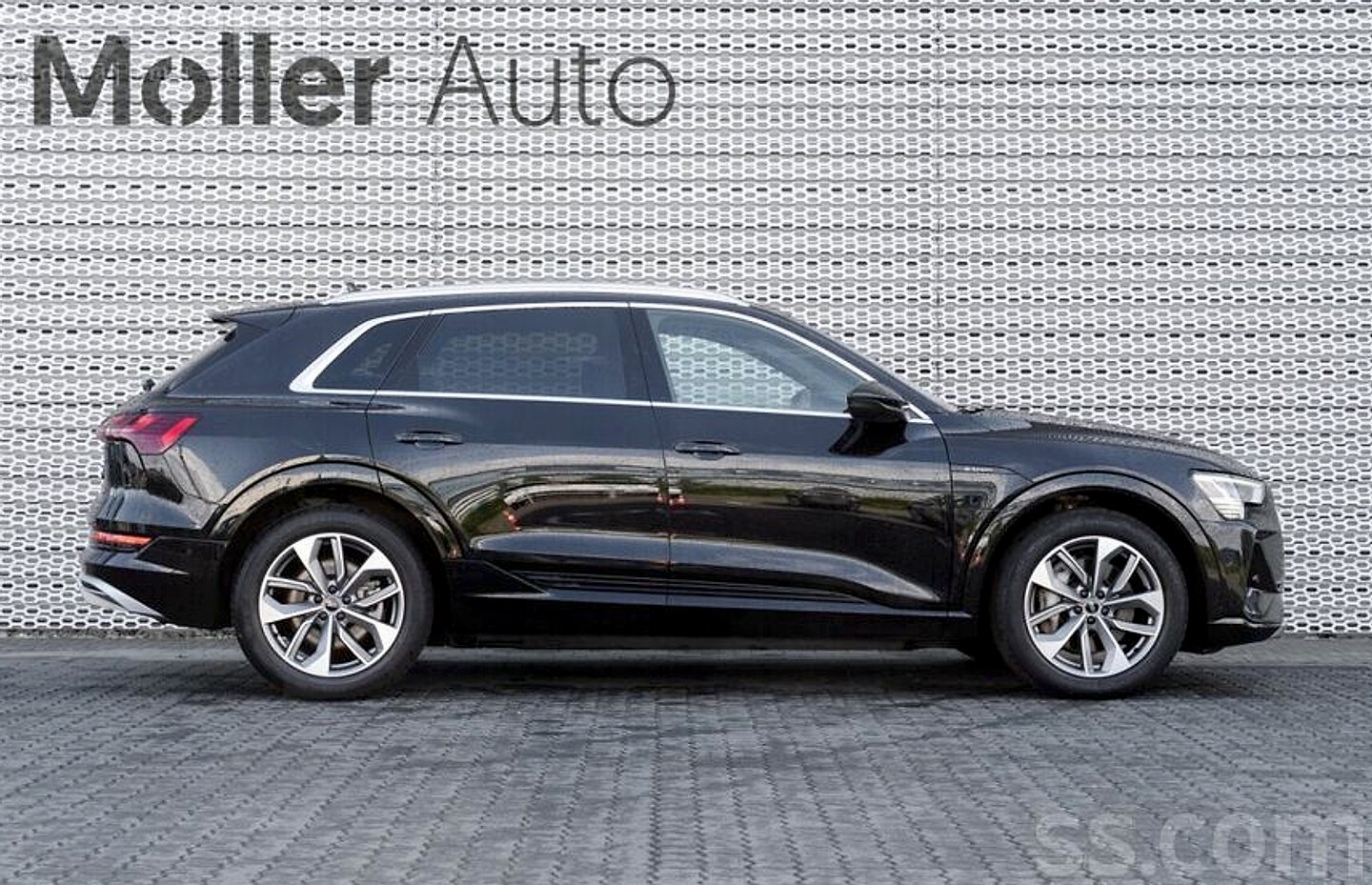 Audi E-tron — foto 5