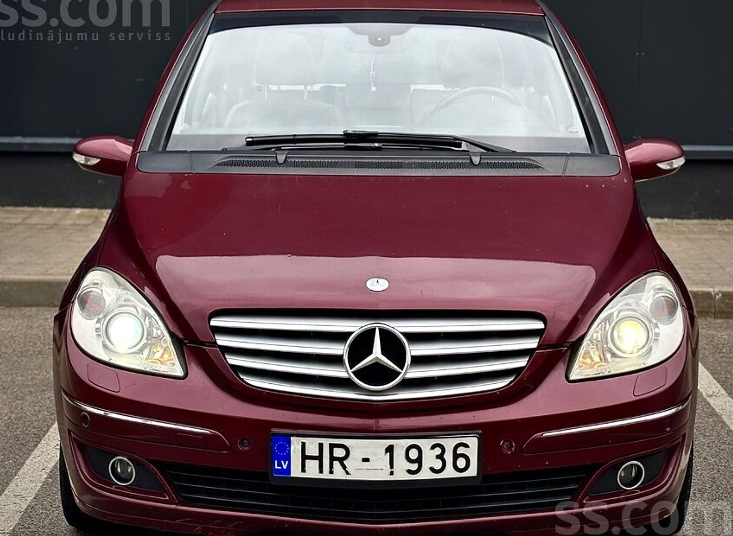 Mercedes-Benz B180 — foto 2