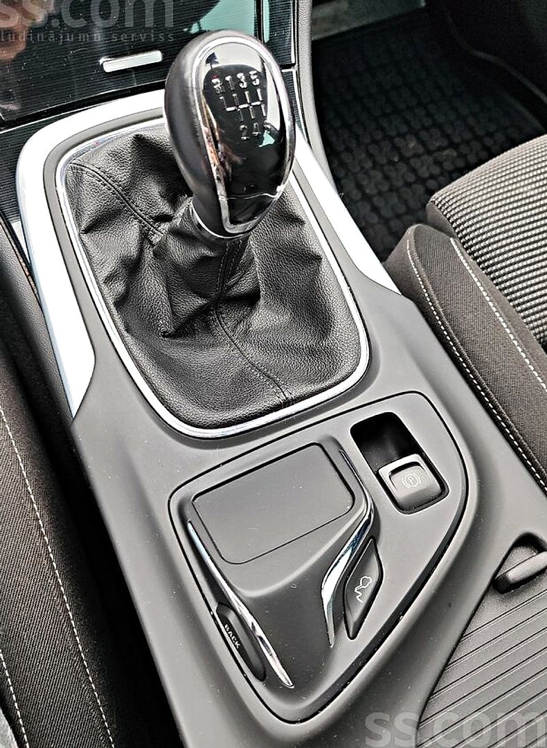 Opel Insignia — foto 6