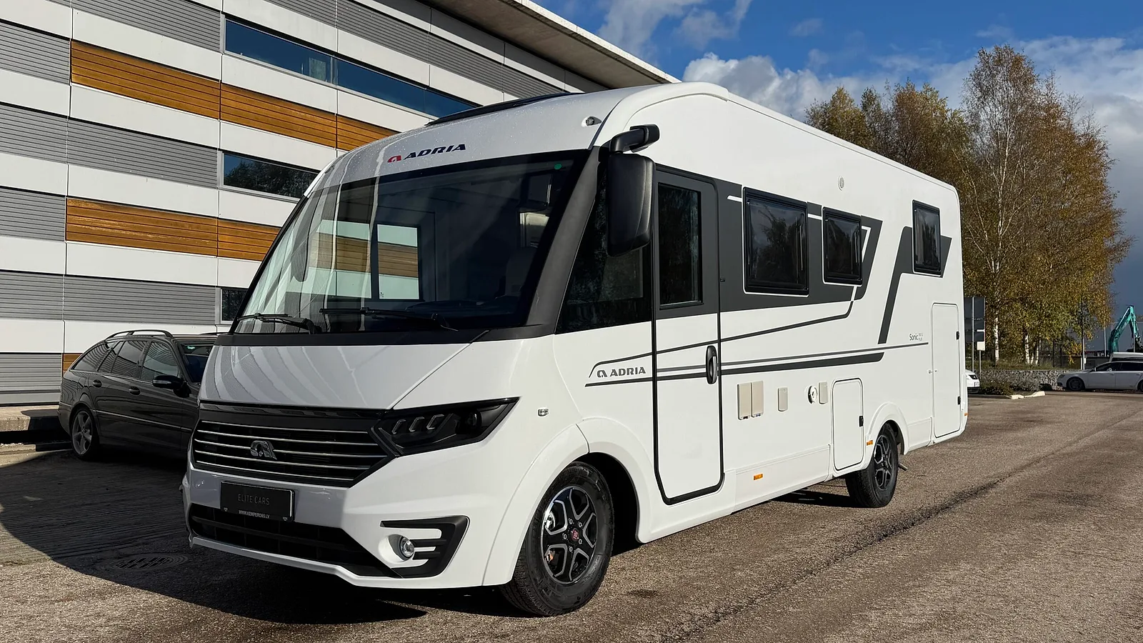 Adria Sonic 700 SL, 2025. gads