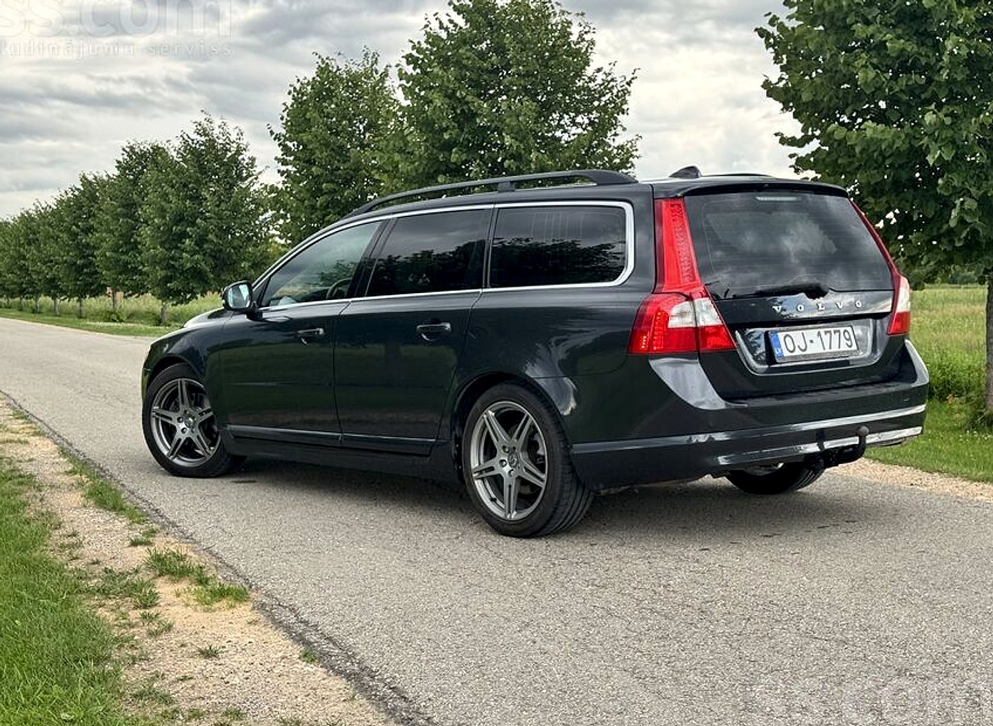 Volvo V70 — foto 4