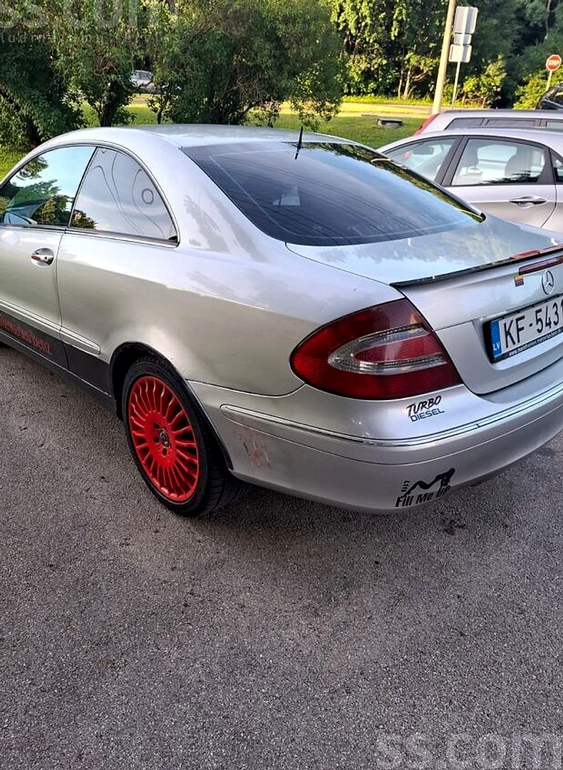 Mercedes-Benz CLK270 — foto 2