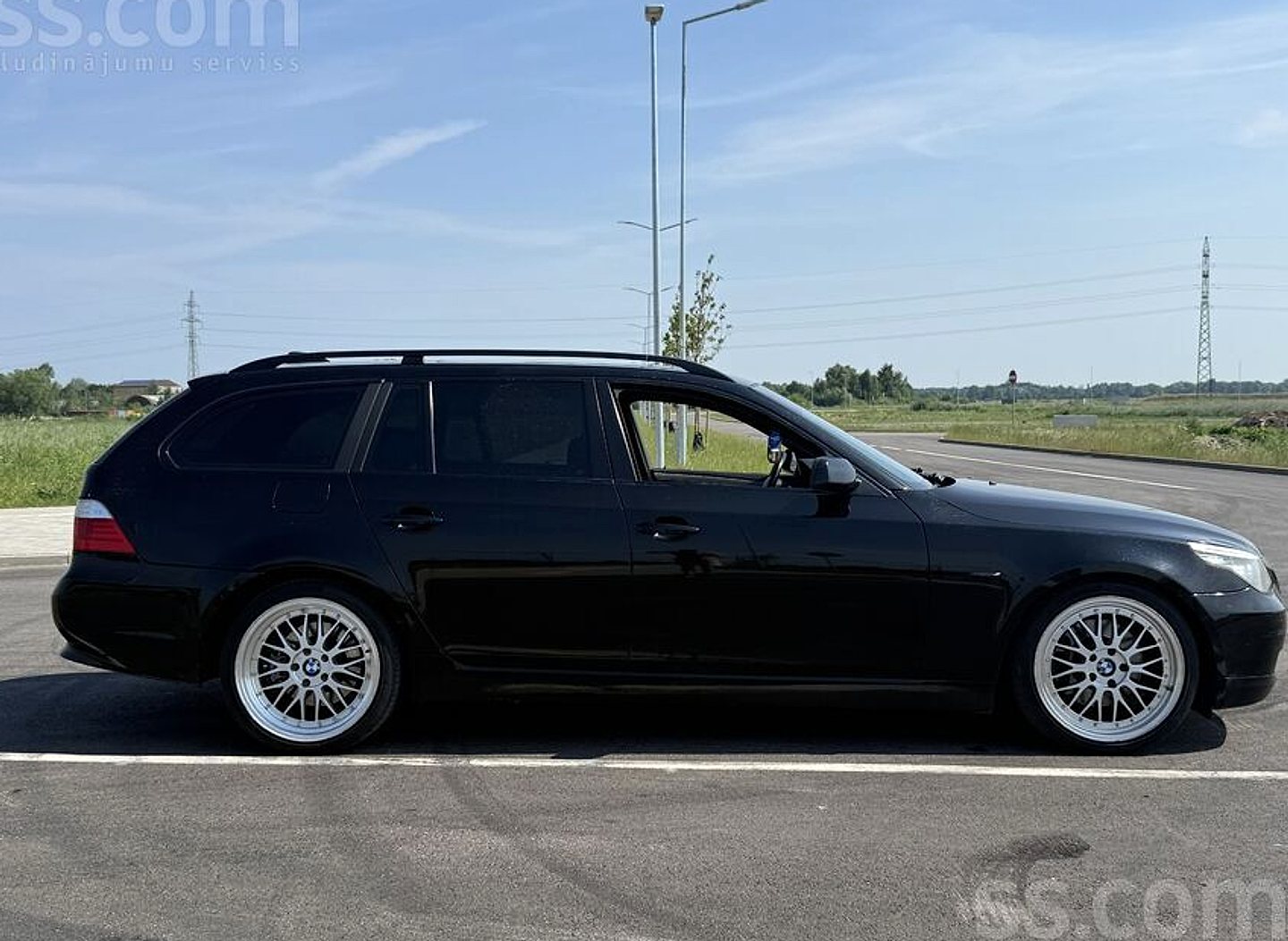 BMW 520 — foto 5