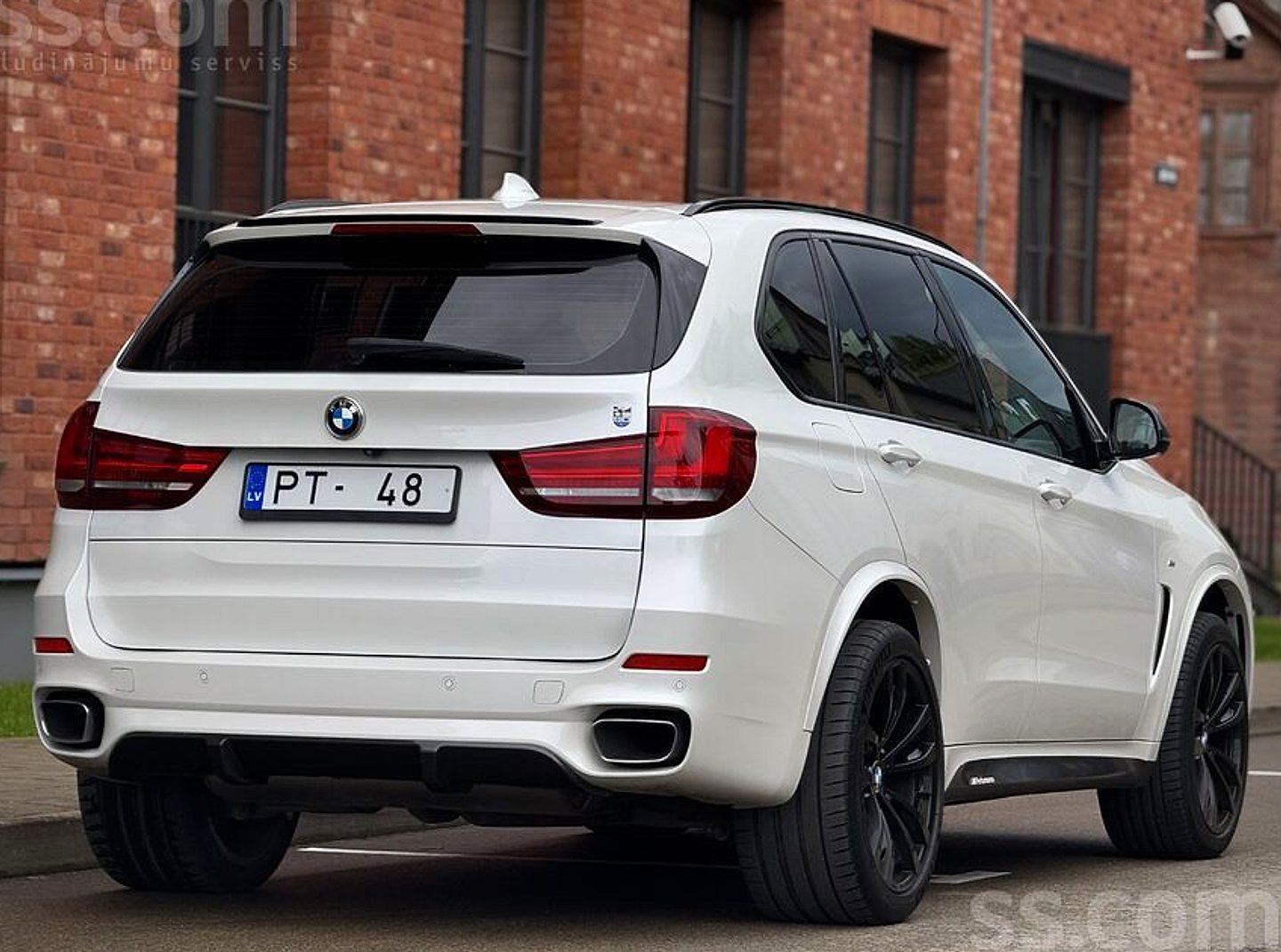 BMW X5 — foto 6