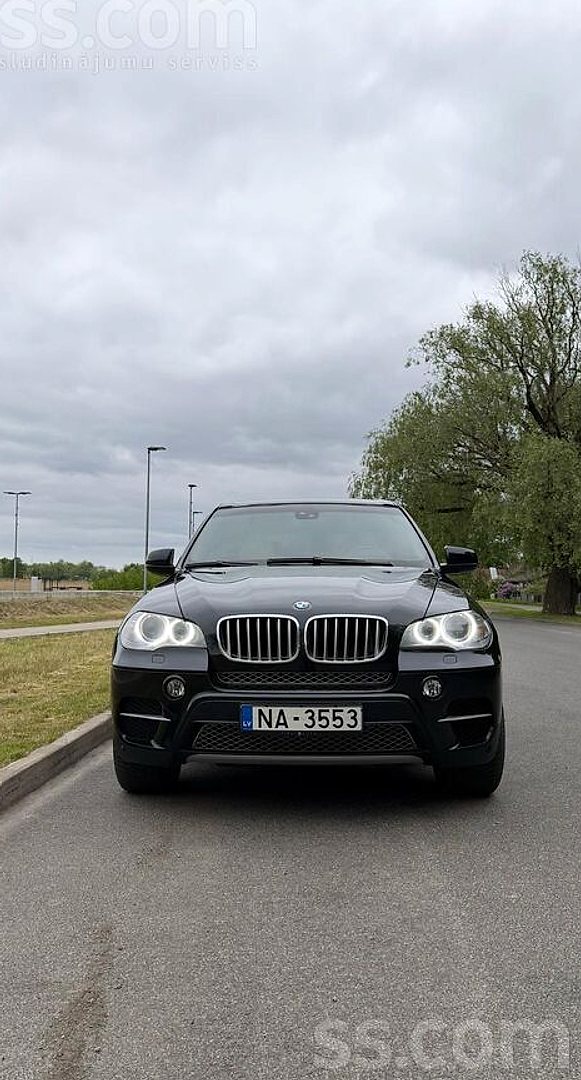 BMW X5 — foto 2