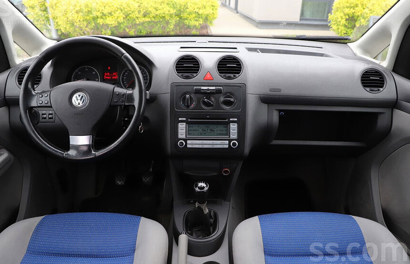 Volkswagen Caddy — foto 5
