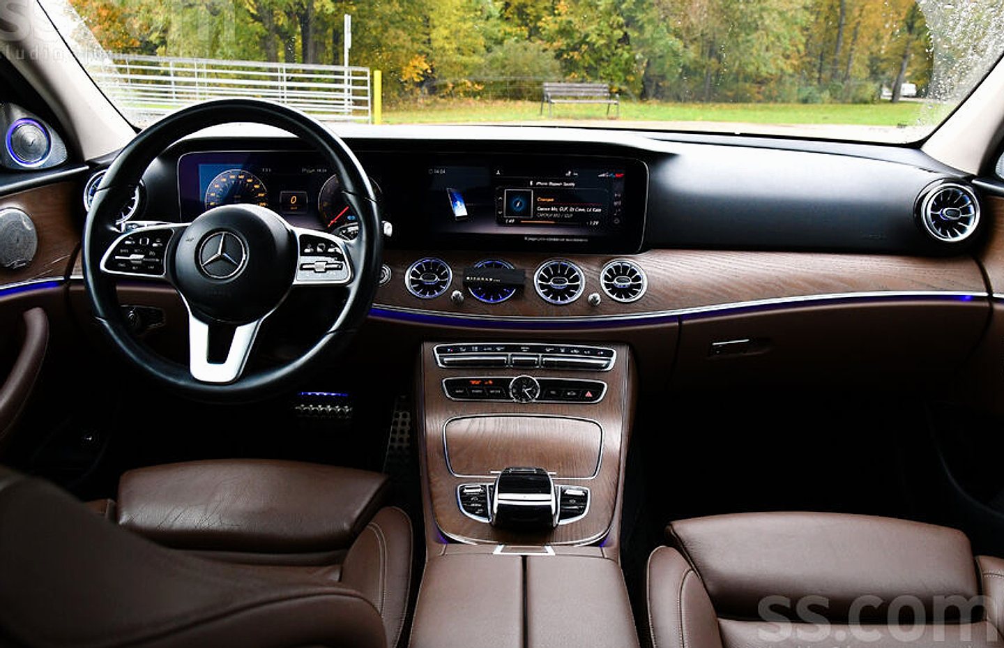 Mercedes-Benz E300 — foto 5
