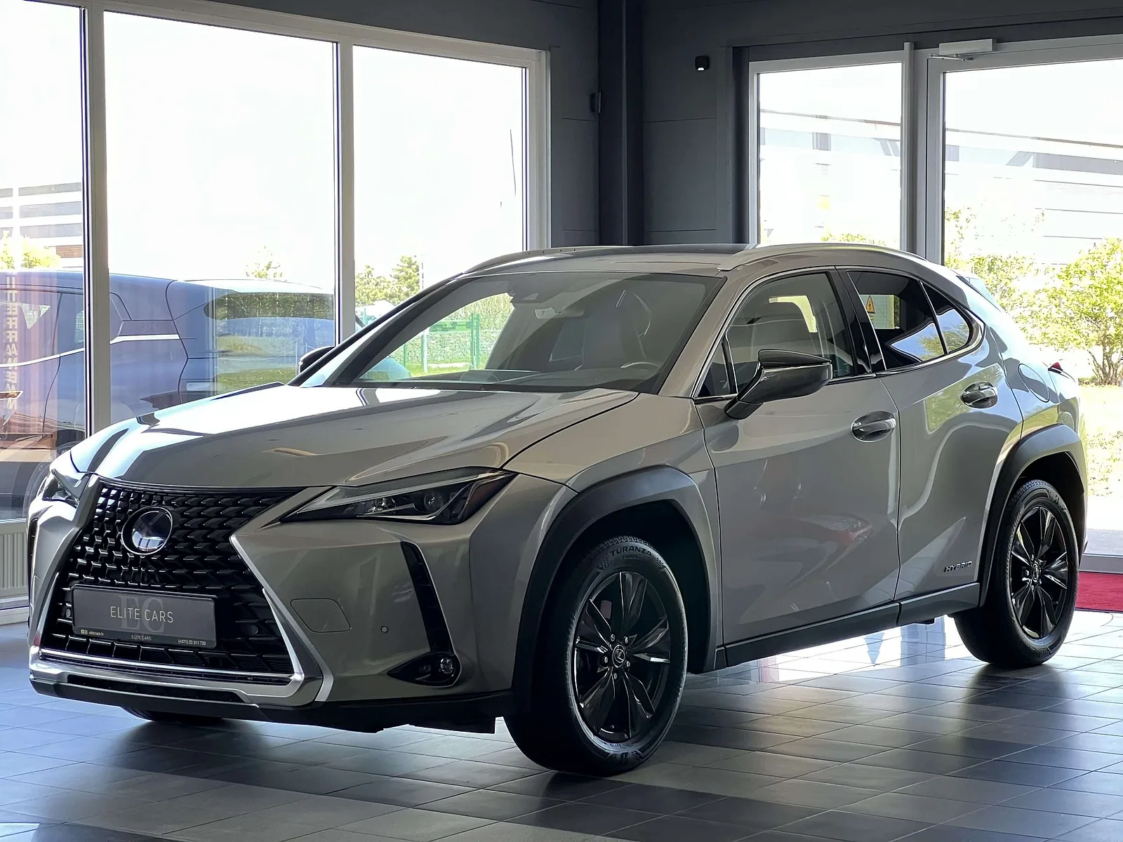 Lexus UX 250H, 2020. gads