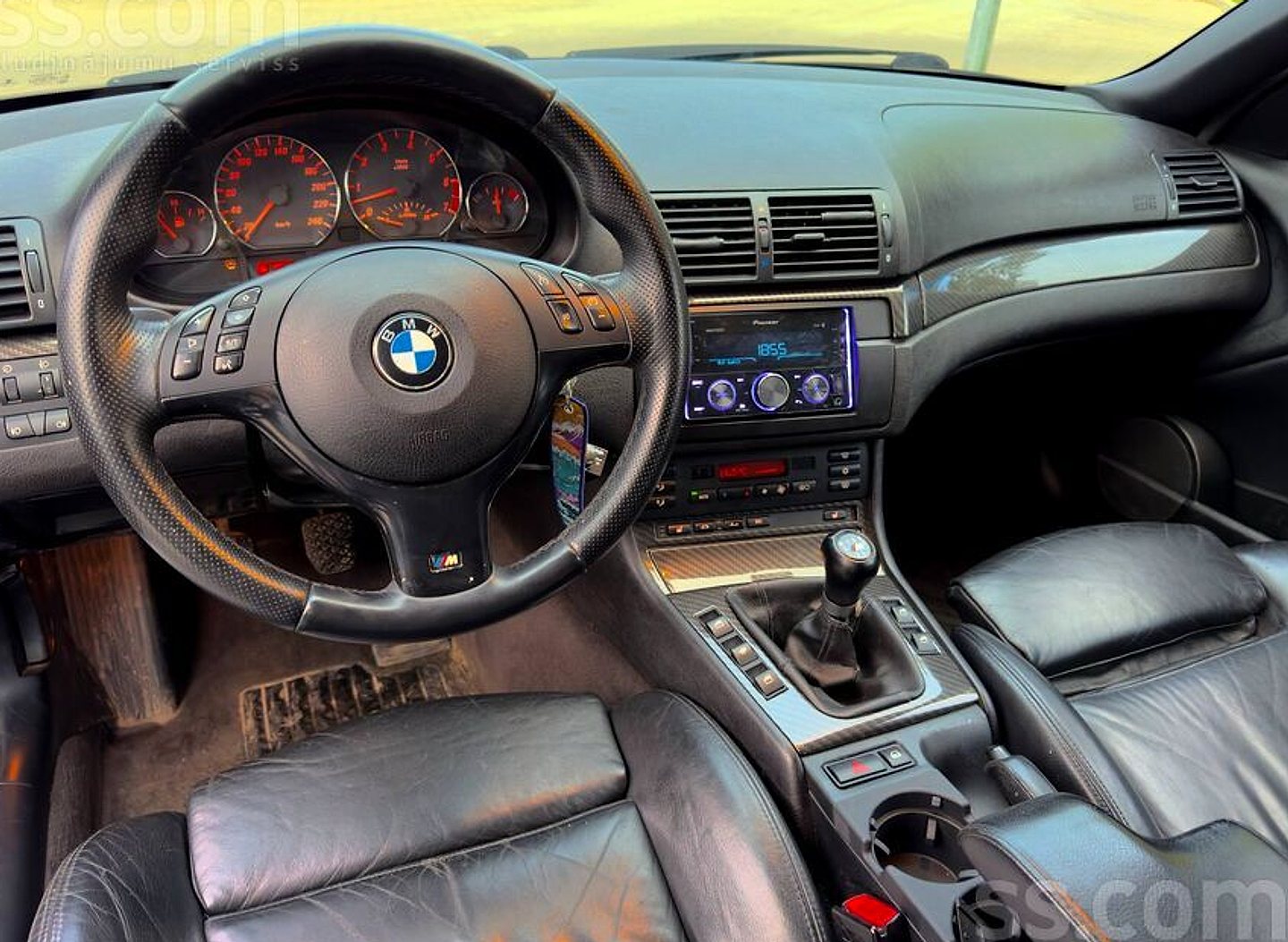 BMW 330 — foto 4