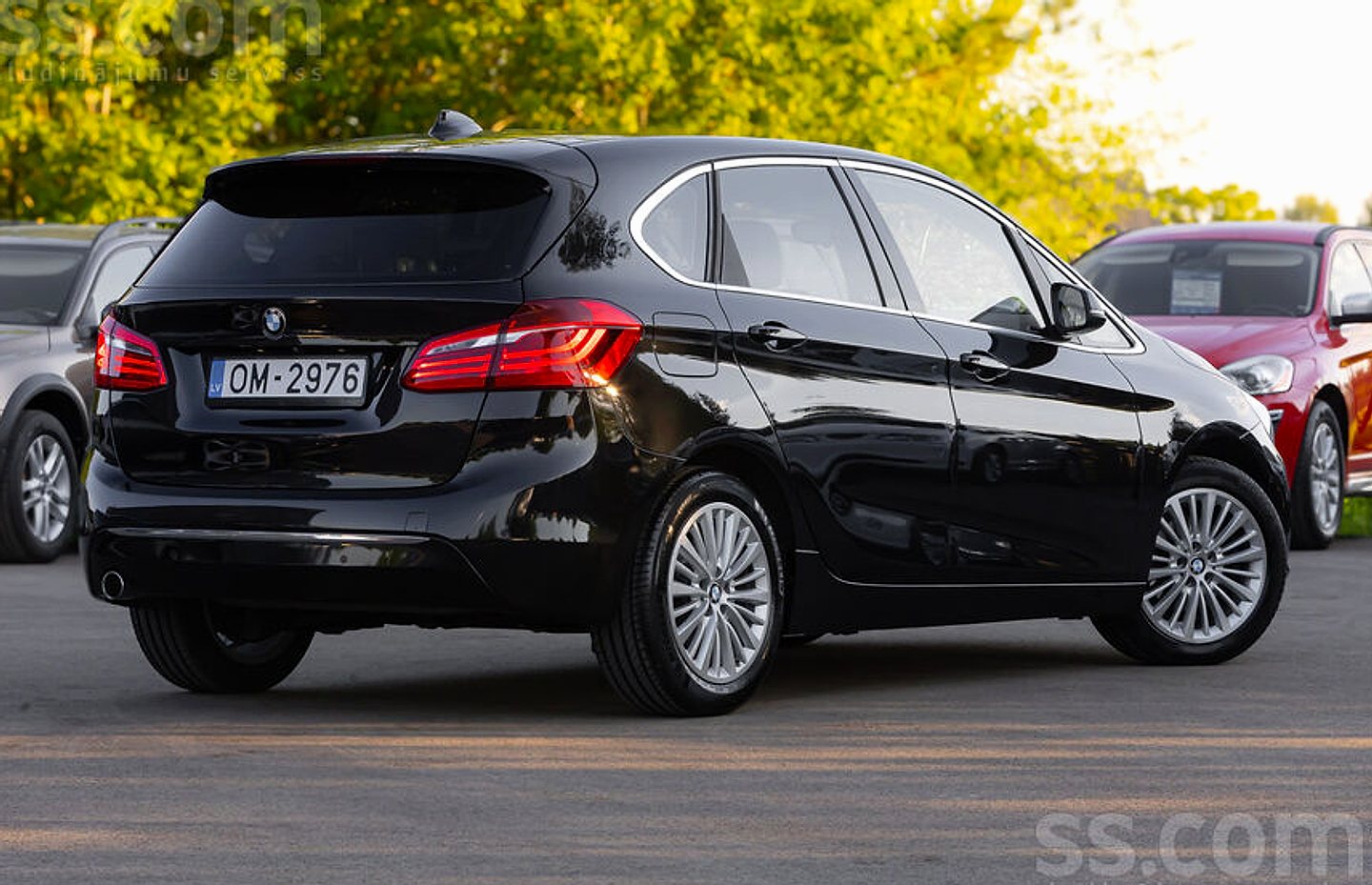 BMW 218 — foto 5