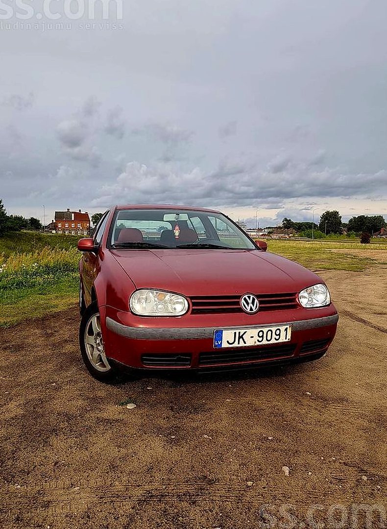 Volkswagen Golf 4, 1998. gads