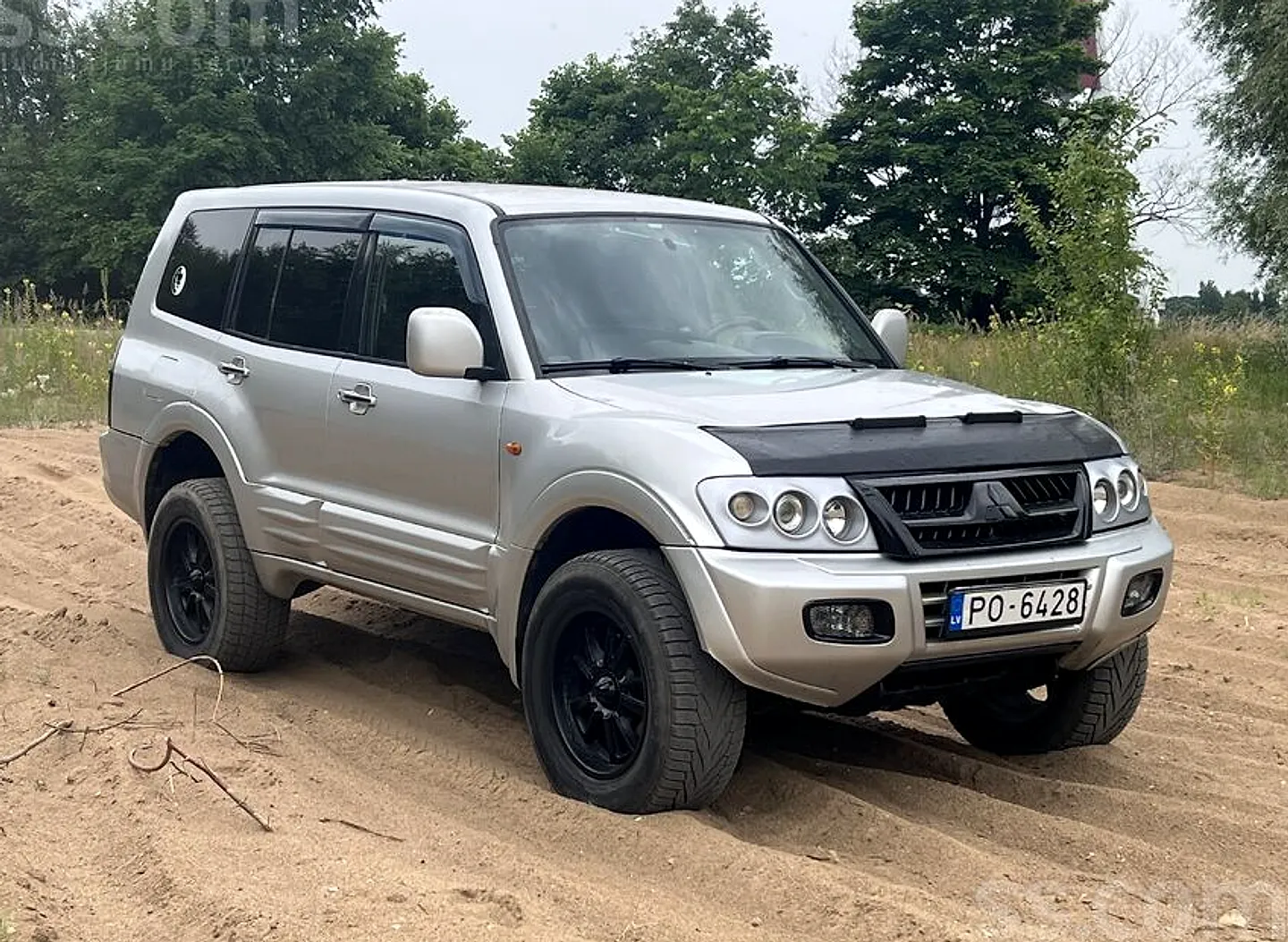 Mitsubishi Pajero, 2001. gads