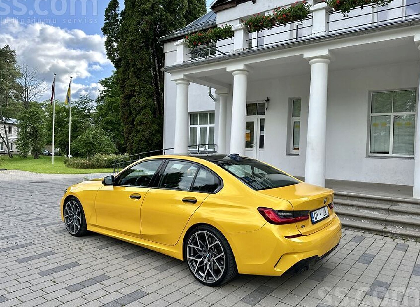 BMW 330 — foto 4