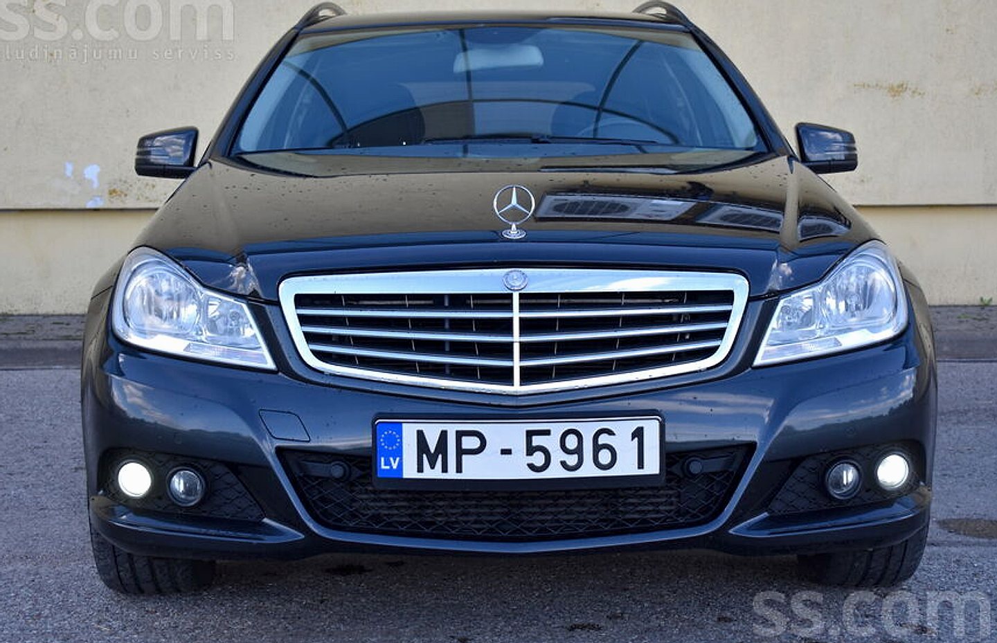 Mercedes-Benz C220 — foto 3