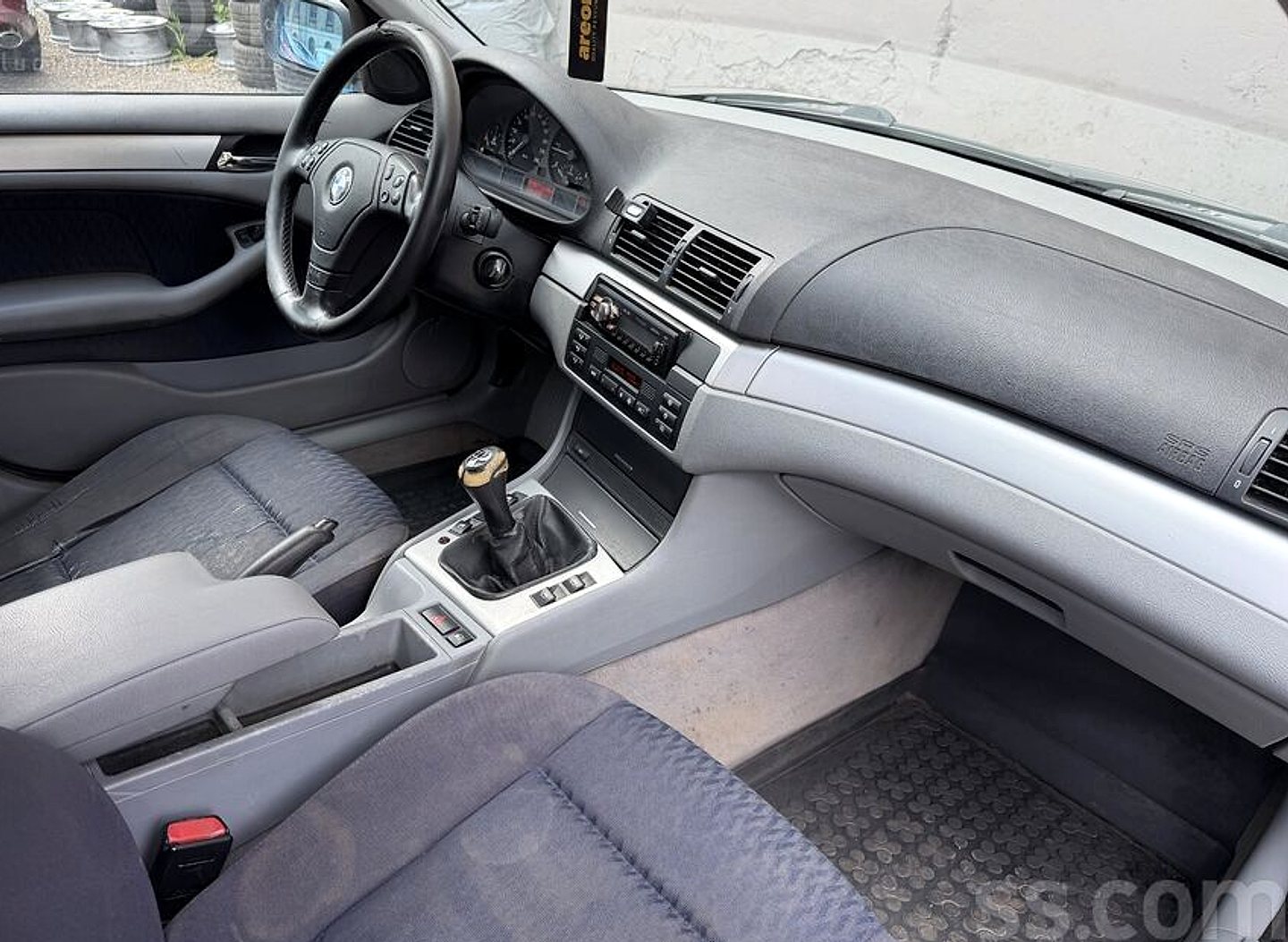 BMW 320 — foto 5