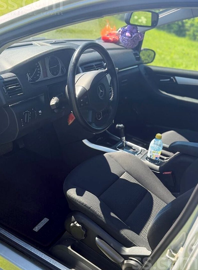 Mercedes-Benz B180 — foto 4