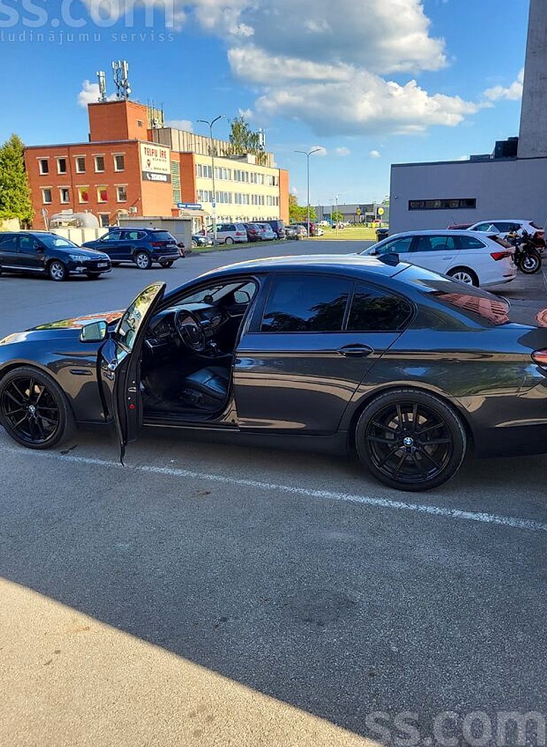 BMW 525 — foto 2