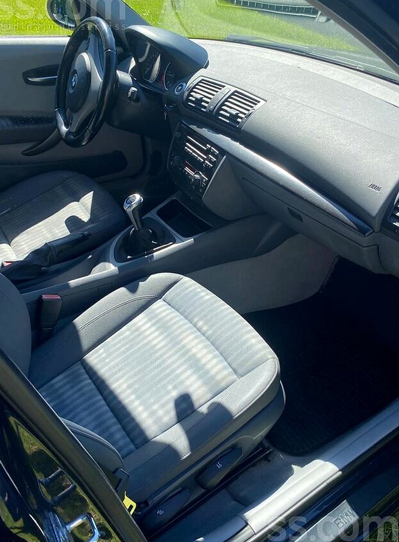 BMW 118 — foto 6