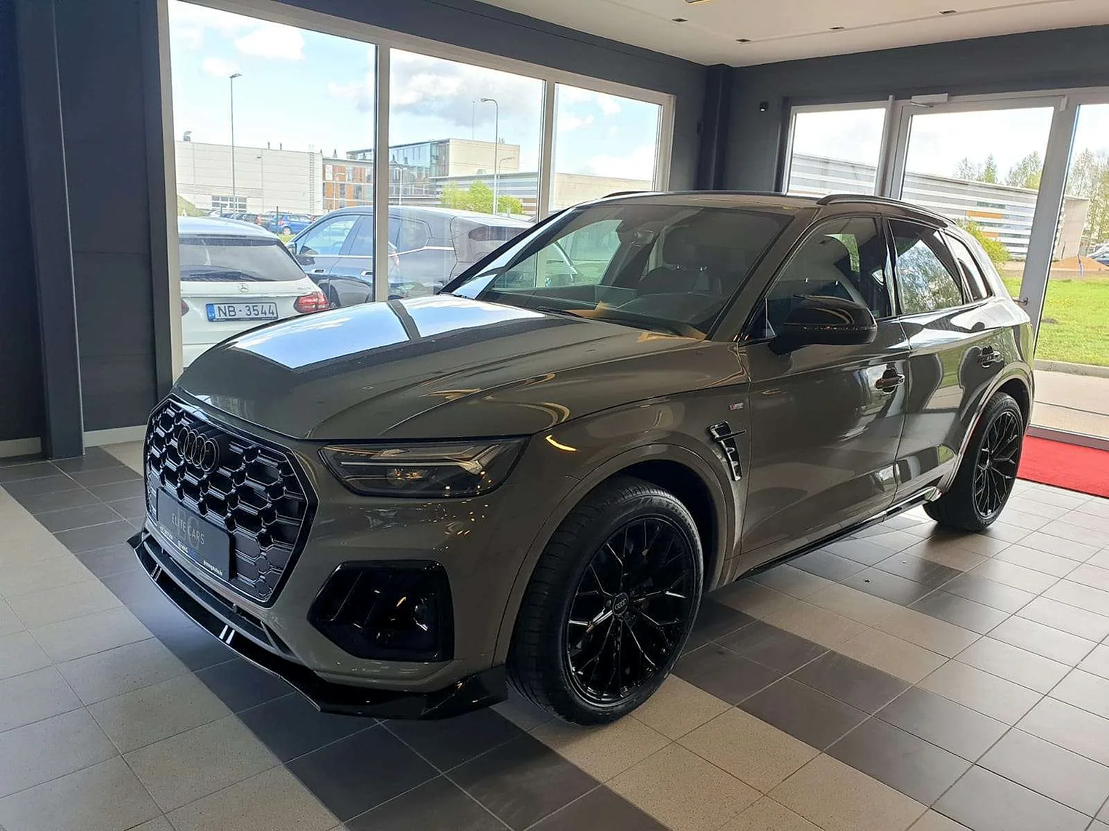 Audi Q5, 2022. gads