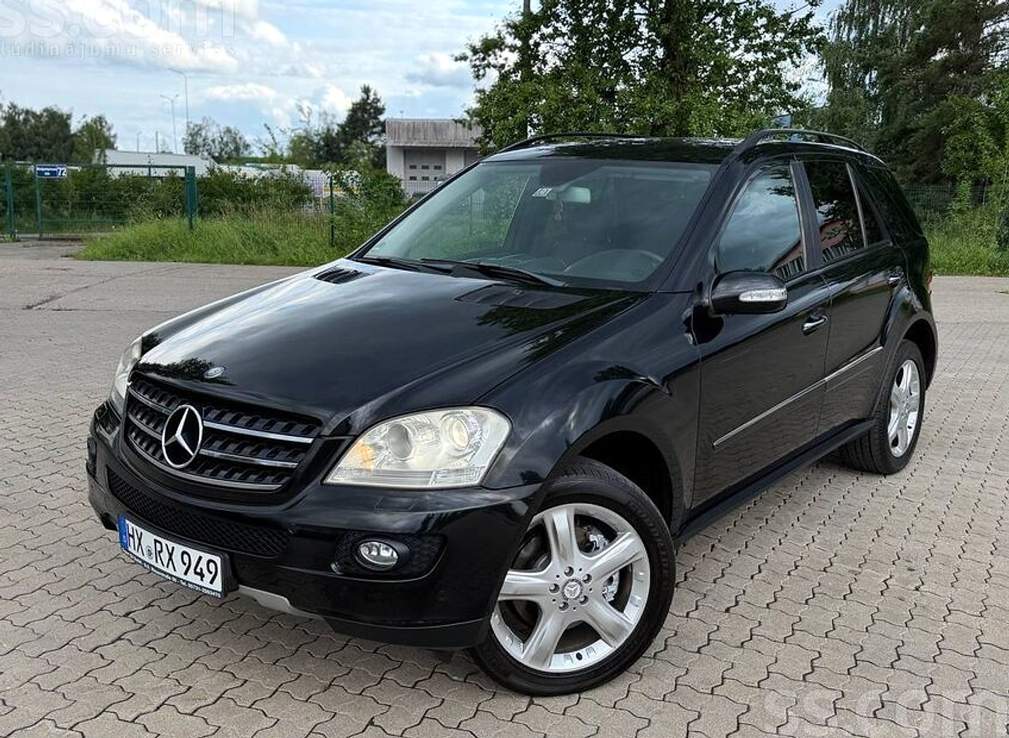 Mercedes-Benz ML320 — foto 6