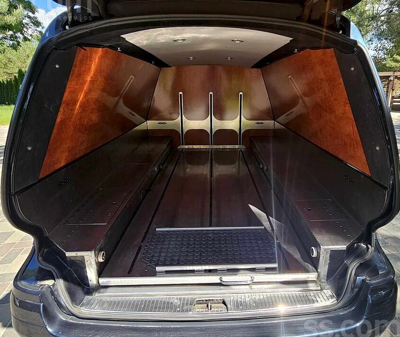 Mercedes-Benz E270 — foto 4