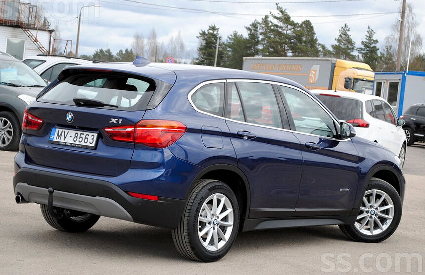 BMW X1 — foto 2