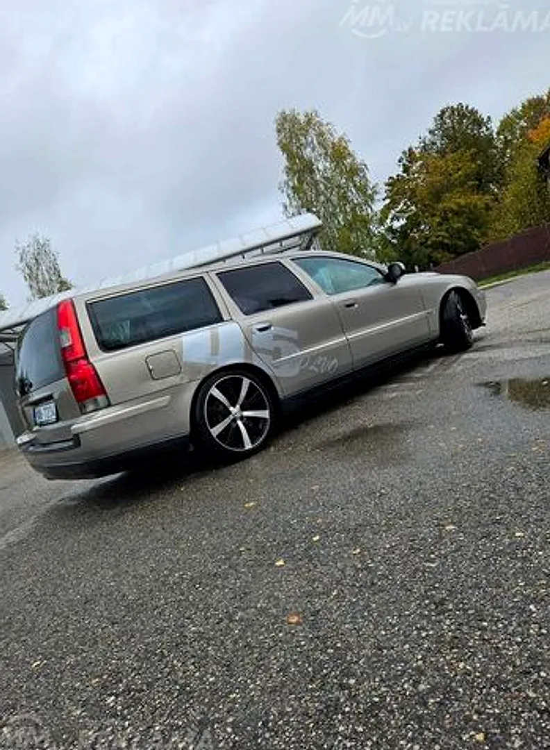 Volvo V70, 2002. gads