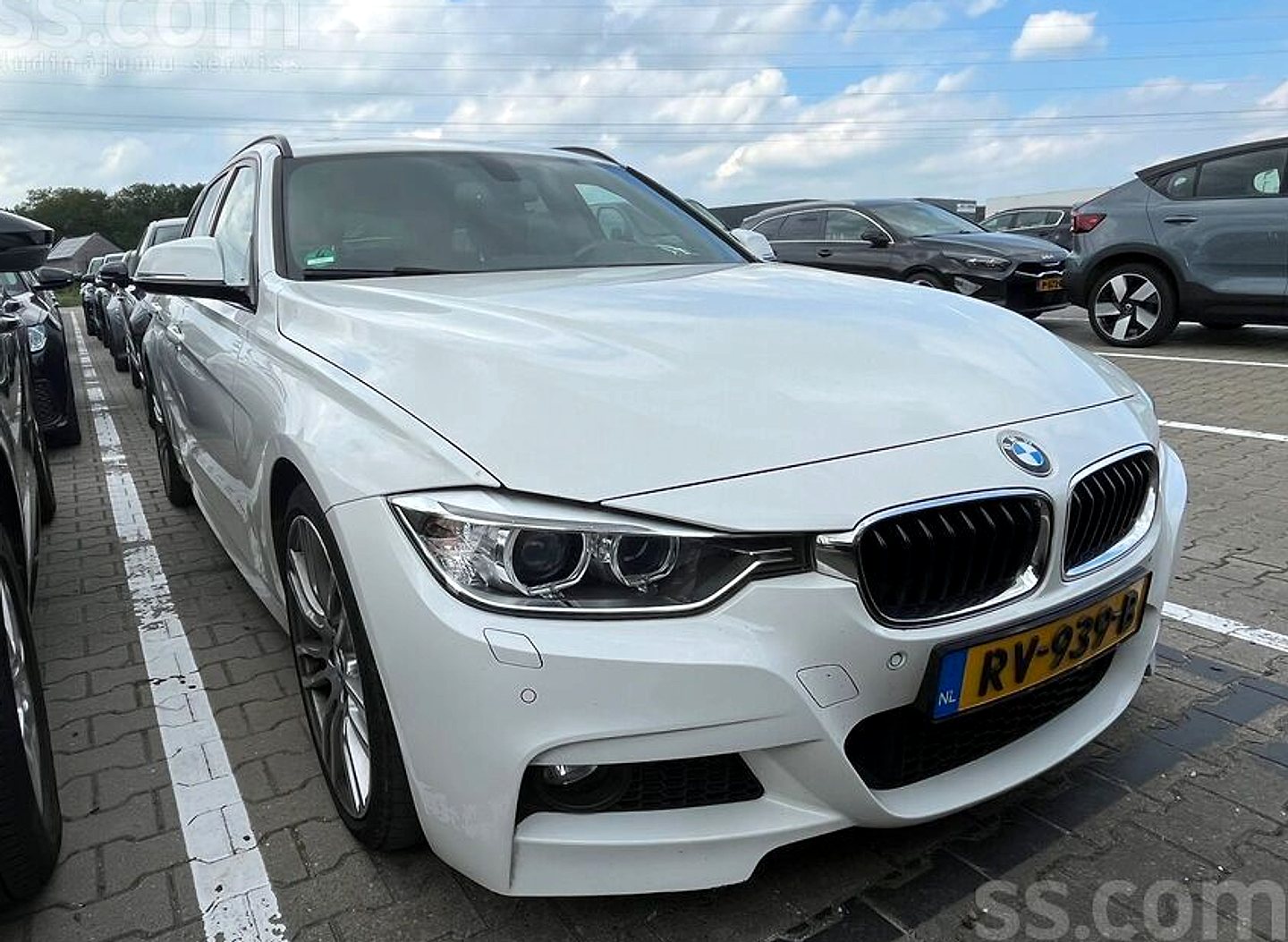BMW 318 — foto 2