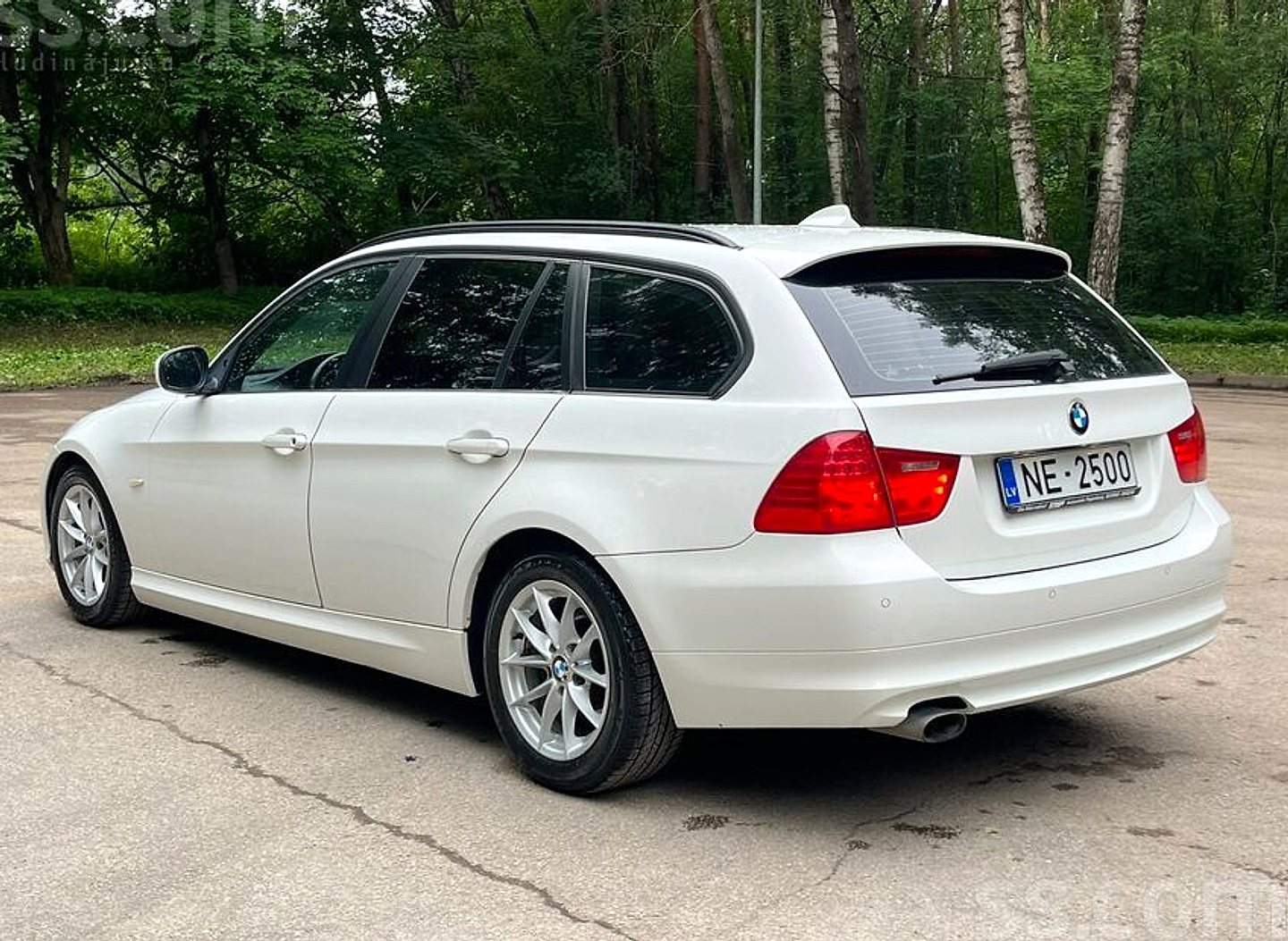 BMW 320 — foto 3