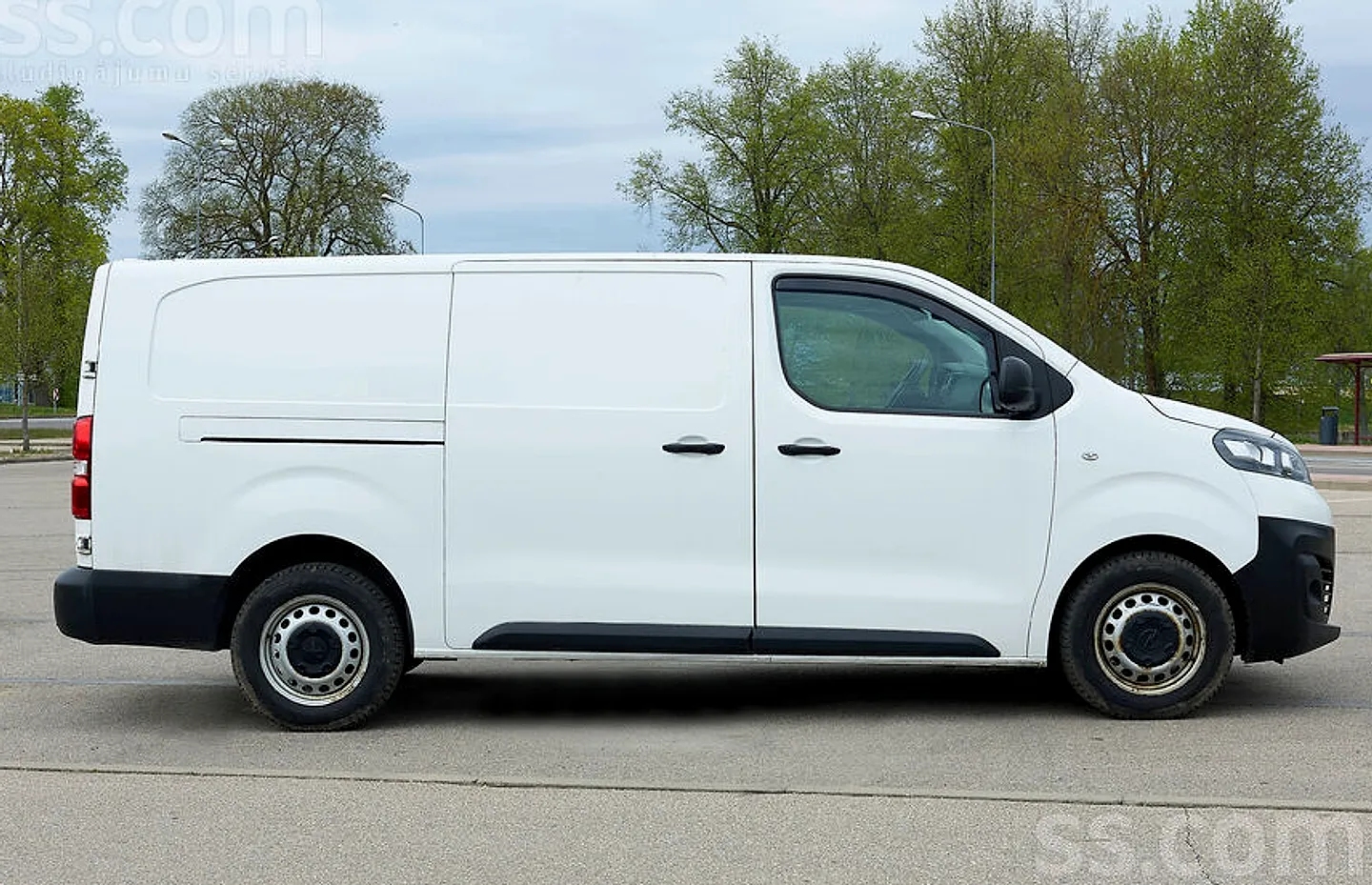 Opel Vivaro, 2020. gads