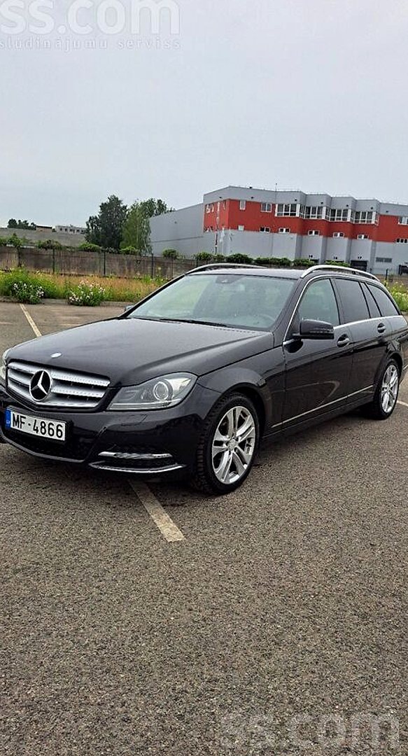 Mercedes-Benz C200