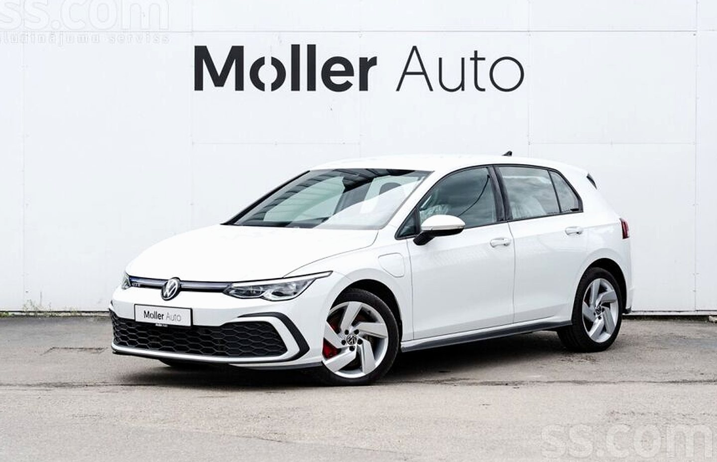 Volkswagen Golf 8, 2022. gads