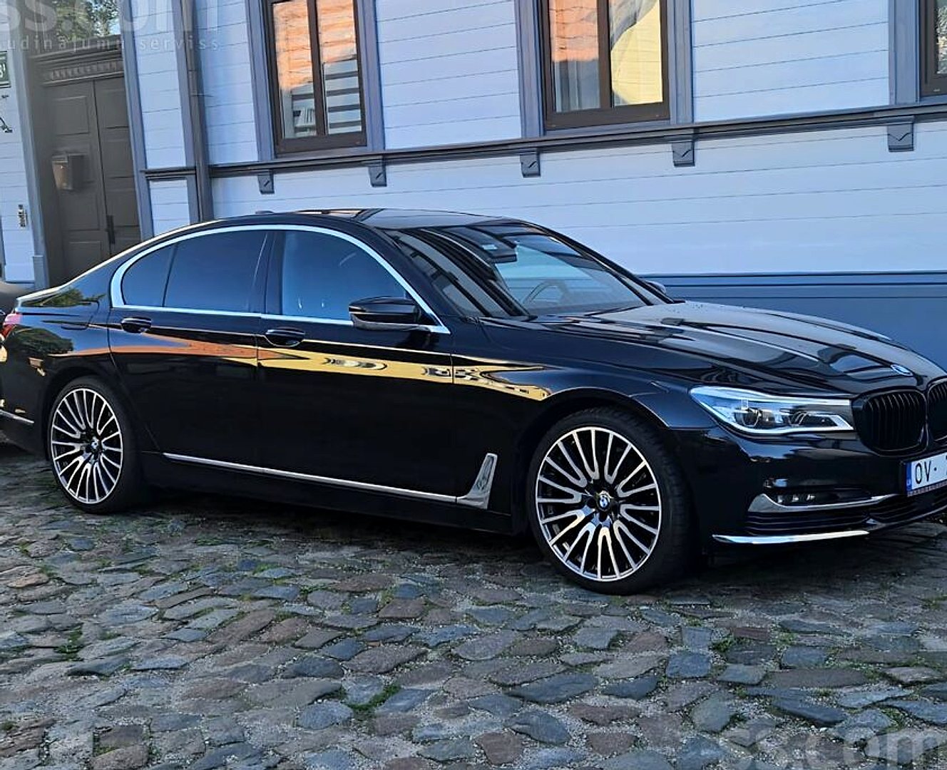 BMW 740, 2015. gads