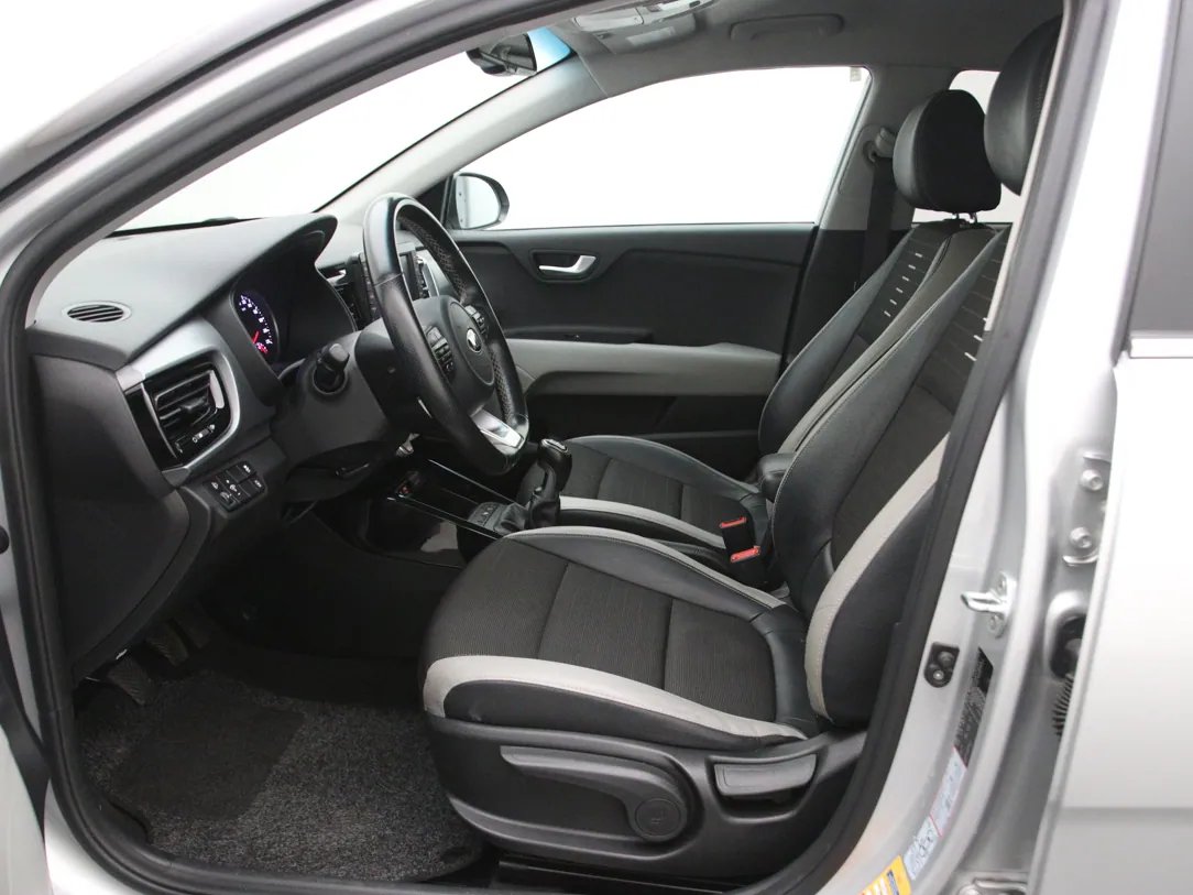 KIA Stonic — foto 5