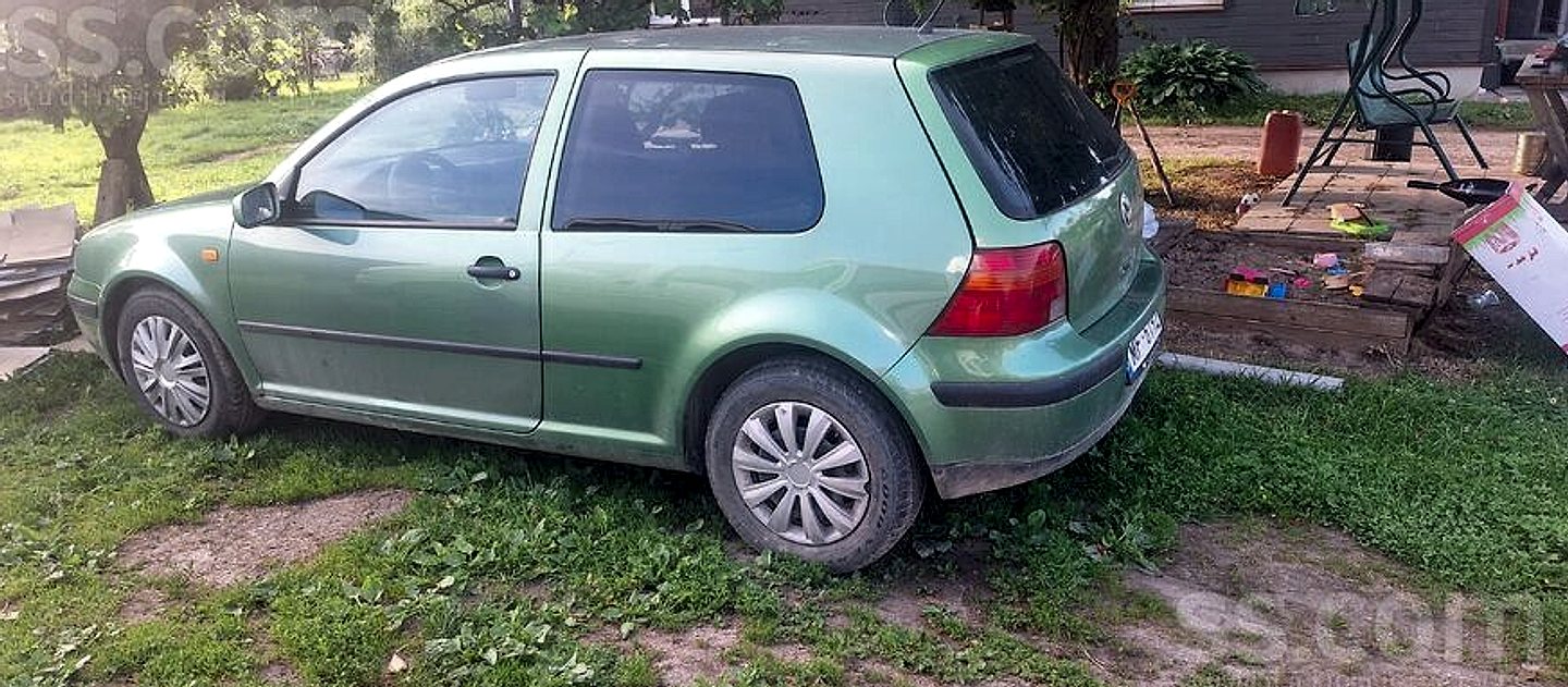 Volkswagen Golf 4, 1998. gads