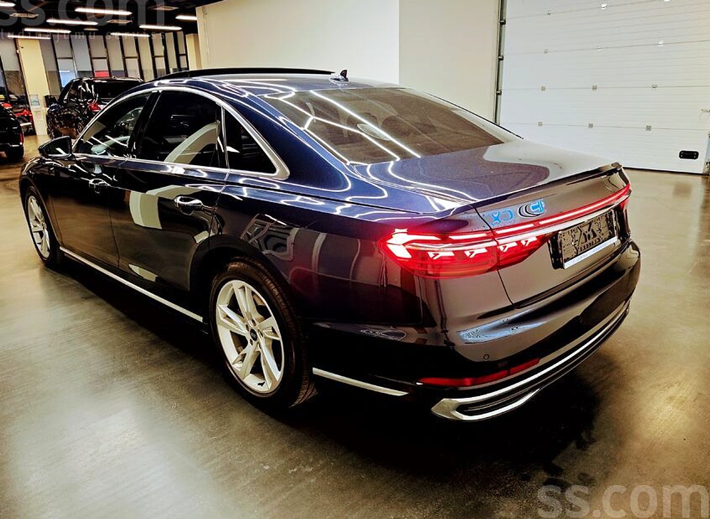 Audi A8 — foto 5